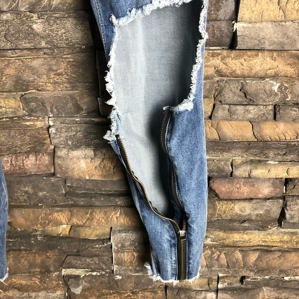 Jeans - Picture 4 of 5